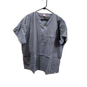 Fashion Seal XL R scrub top item #204